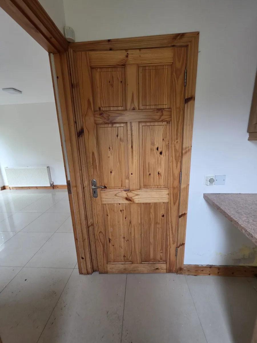 7 Pine Doors