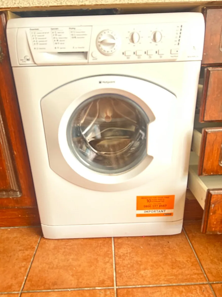 Washing machine - Image 1