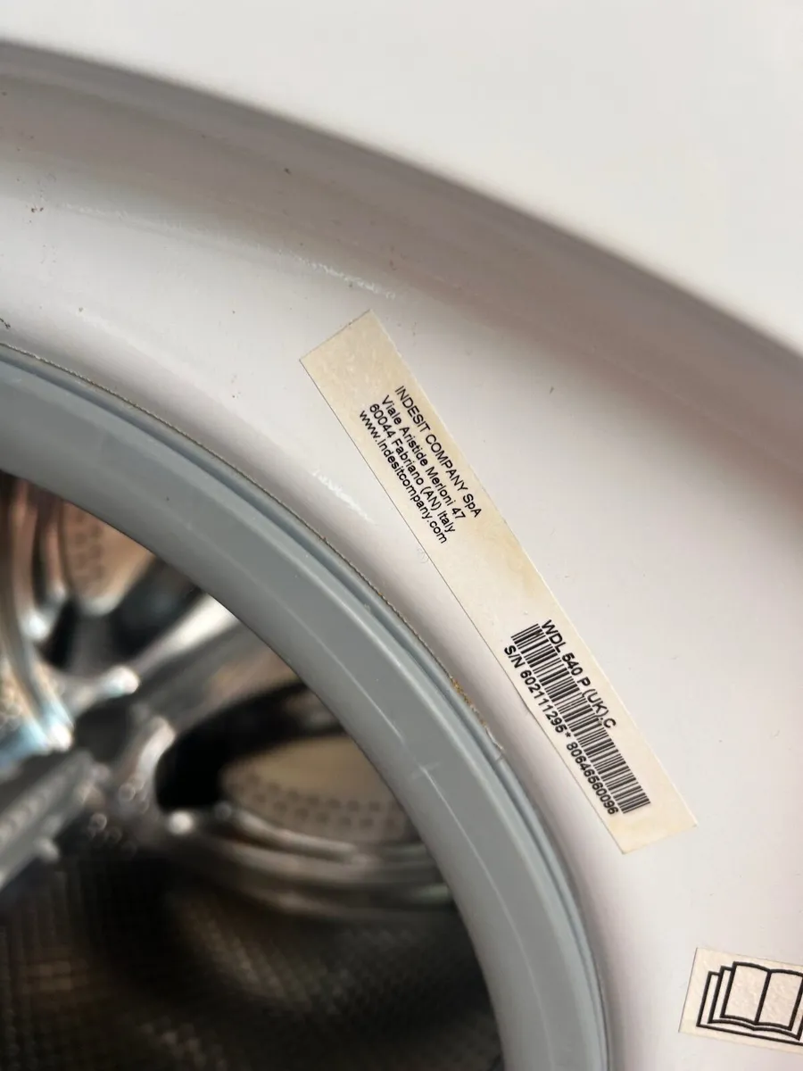 Washing machine - Image 2