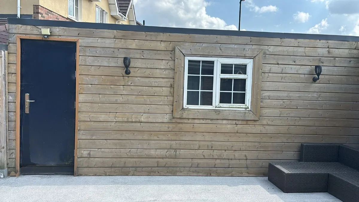 Garden shed