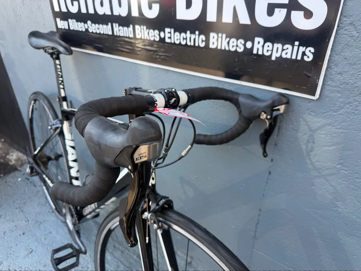 Giant Defy  full carbon ❗️Open 7 days of the week - Image 4