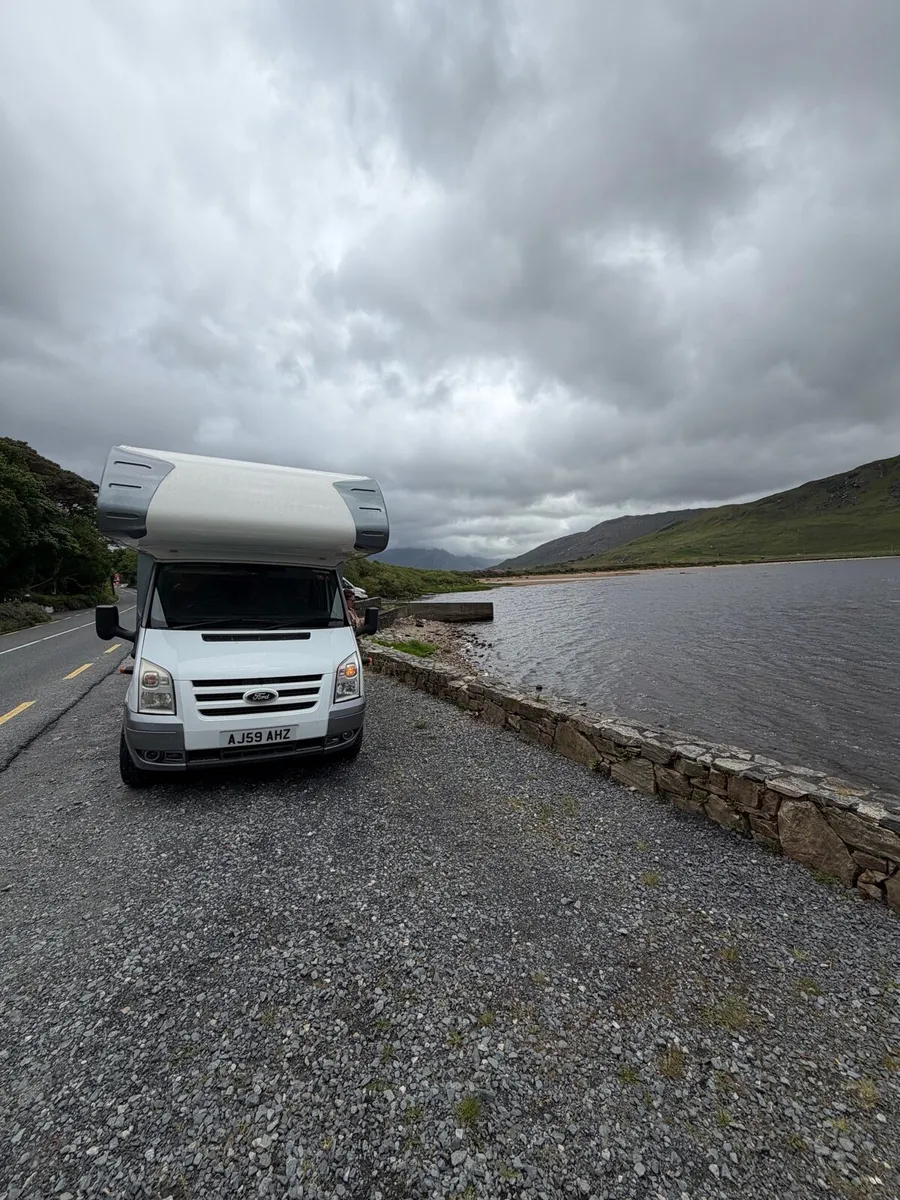 Camper 5 berth auto- roller team - Image 2