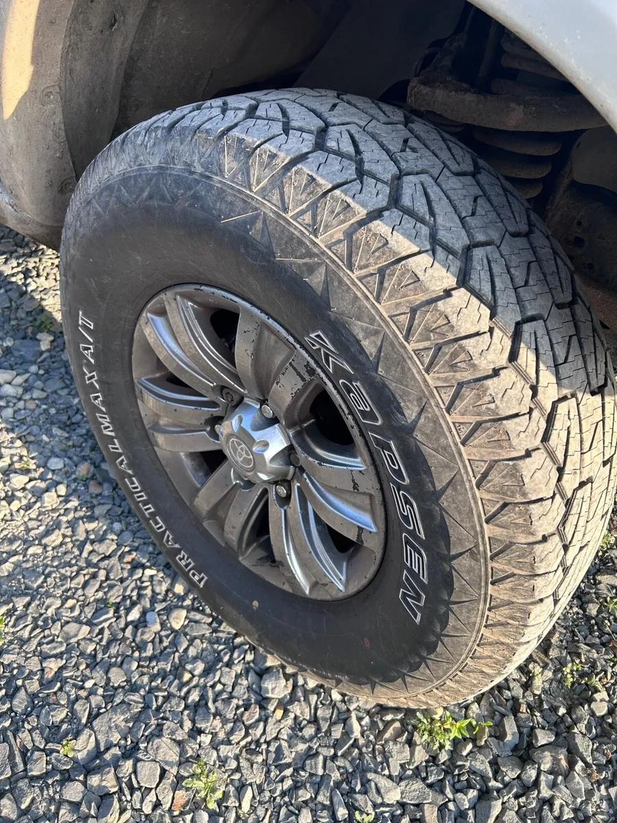 Hilux for sale or breaking - Image 2