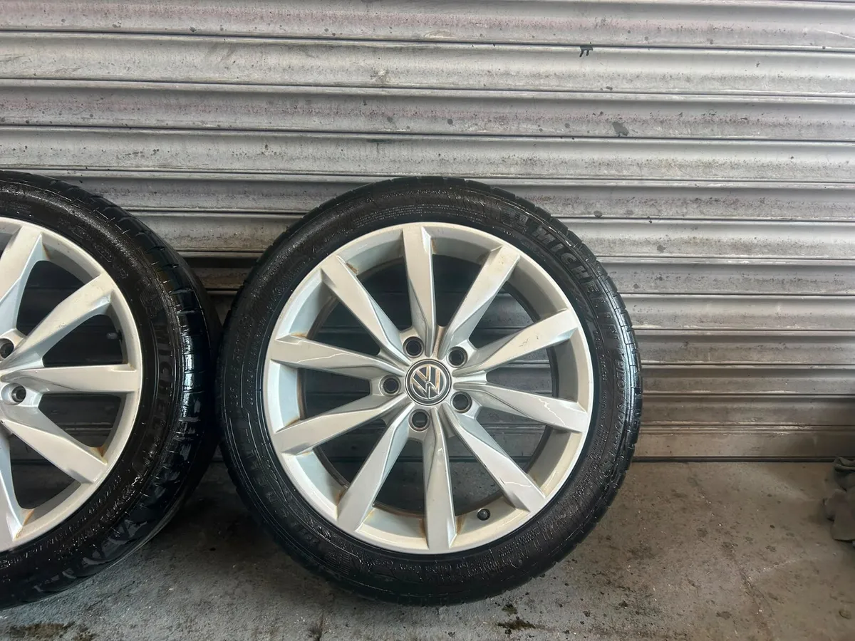 Volkswagen Golf Highline Alloys 17” - Image 2