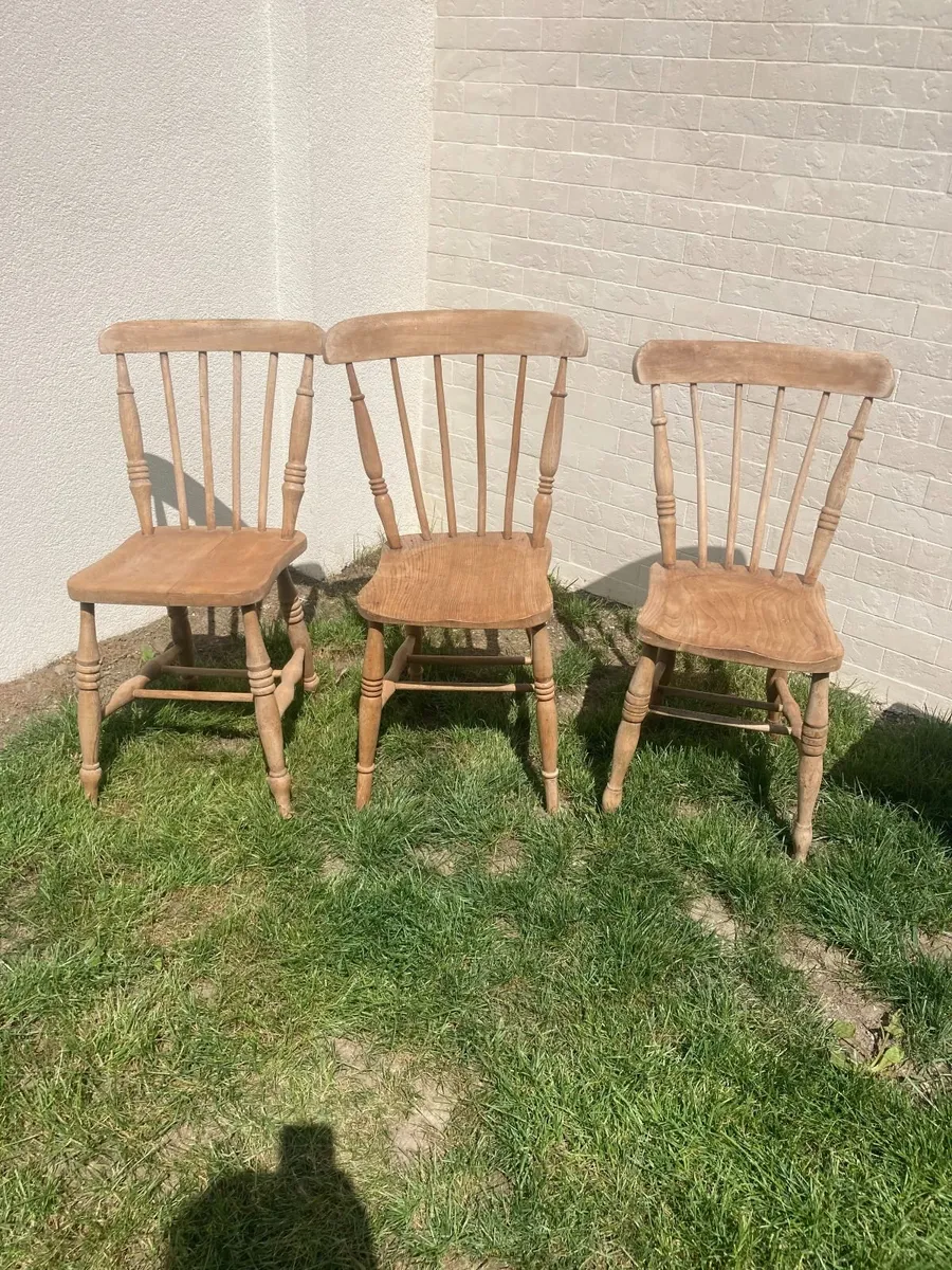 Kitchen Chairs x 3 - Antique - Windsor - Image 2
