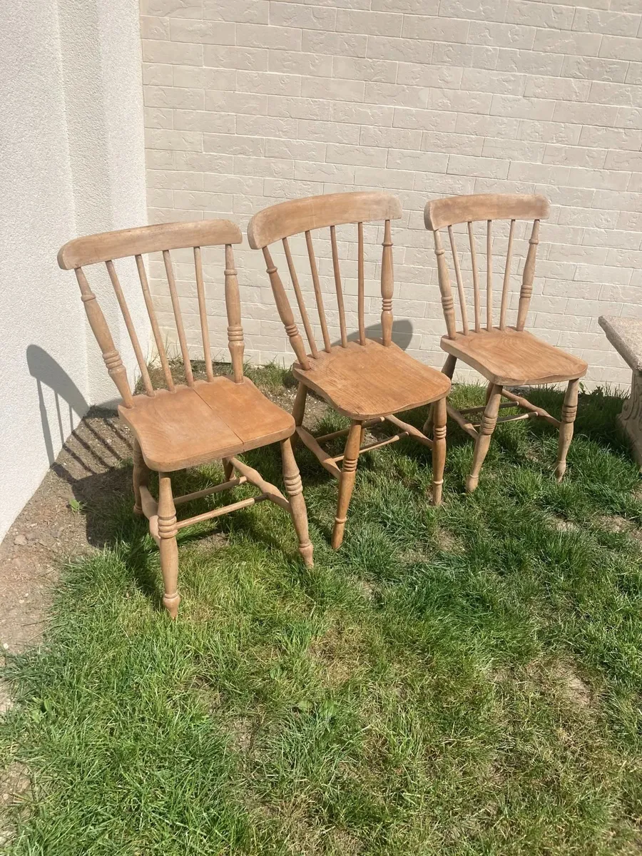 Kitchen Chairs x 3 - Antique - Windsor - Image 3