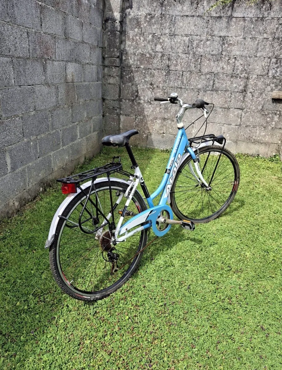 Women’s mountain bike - Image 1