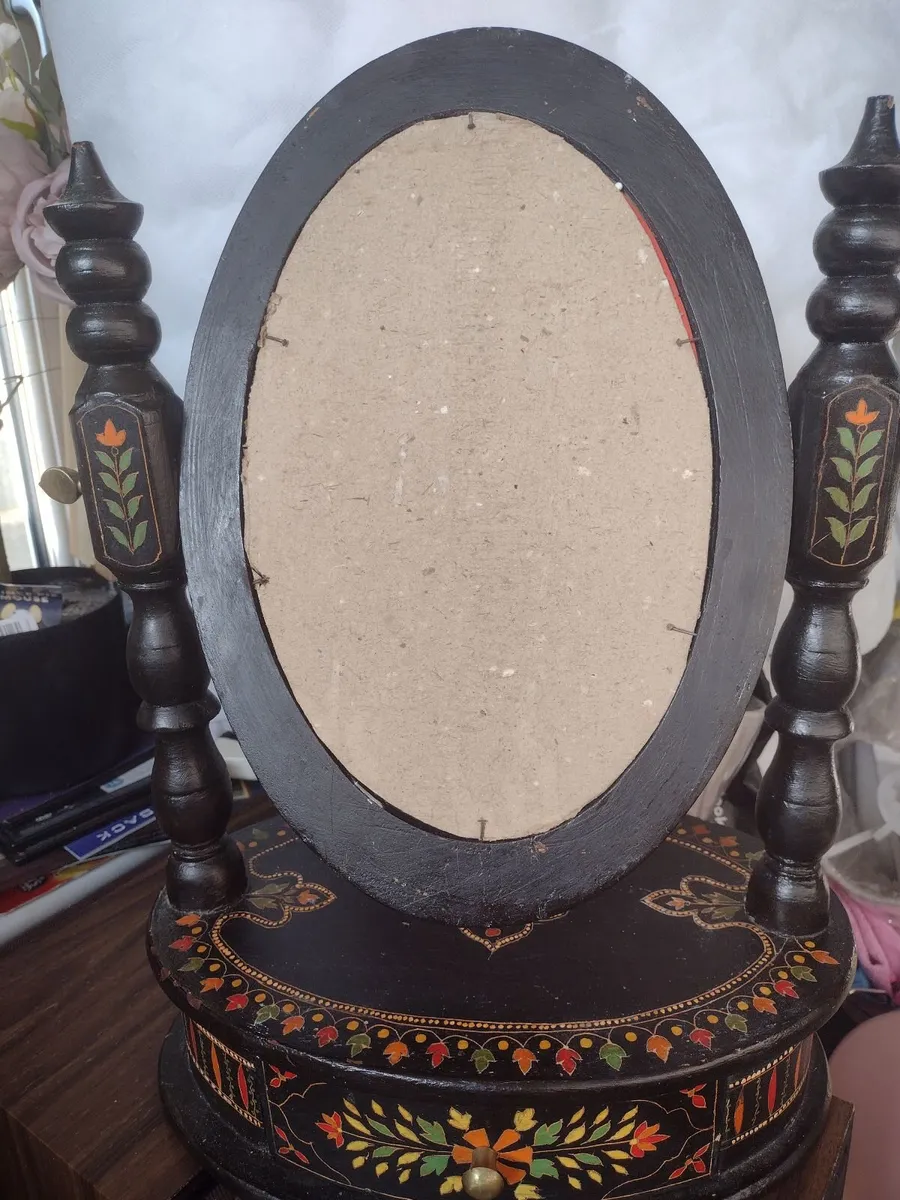 Handmade handpainted Morocco mirror on stand - Image 4