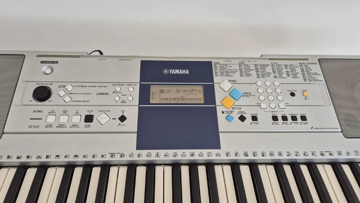 Piano Keyboard - Image 2
