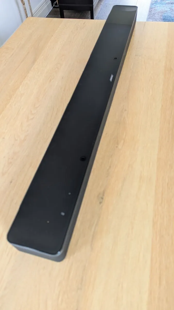 Bose Smart Soundbar 700 with 2 surround speakers - Image 2