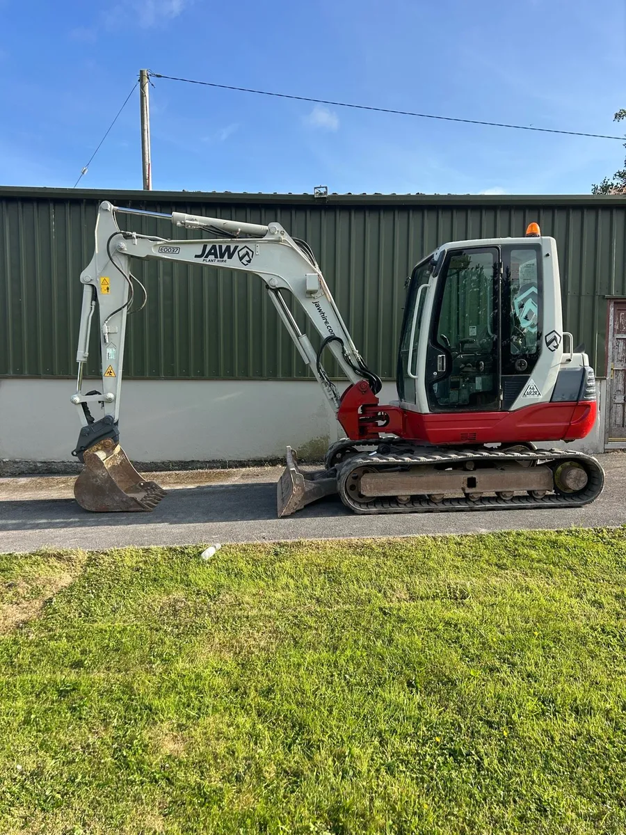 Takeuchi TB250 - Image 2