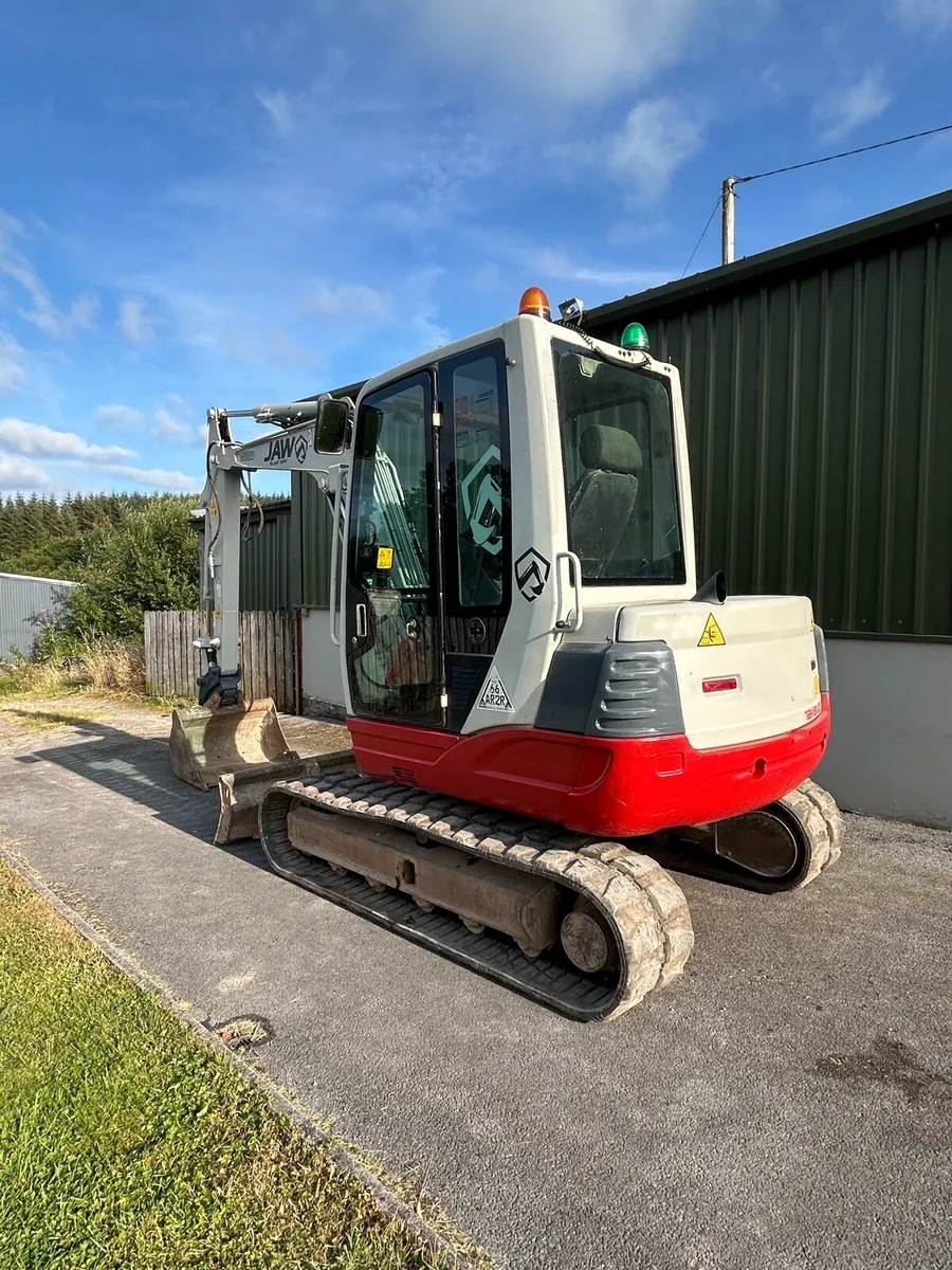 Takeuchi TB250 - Image 3