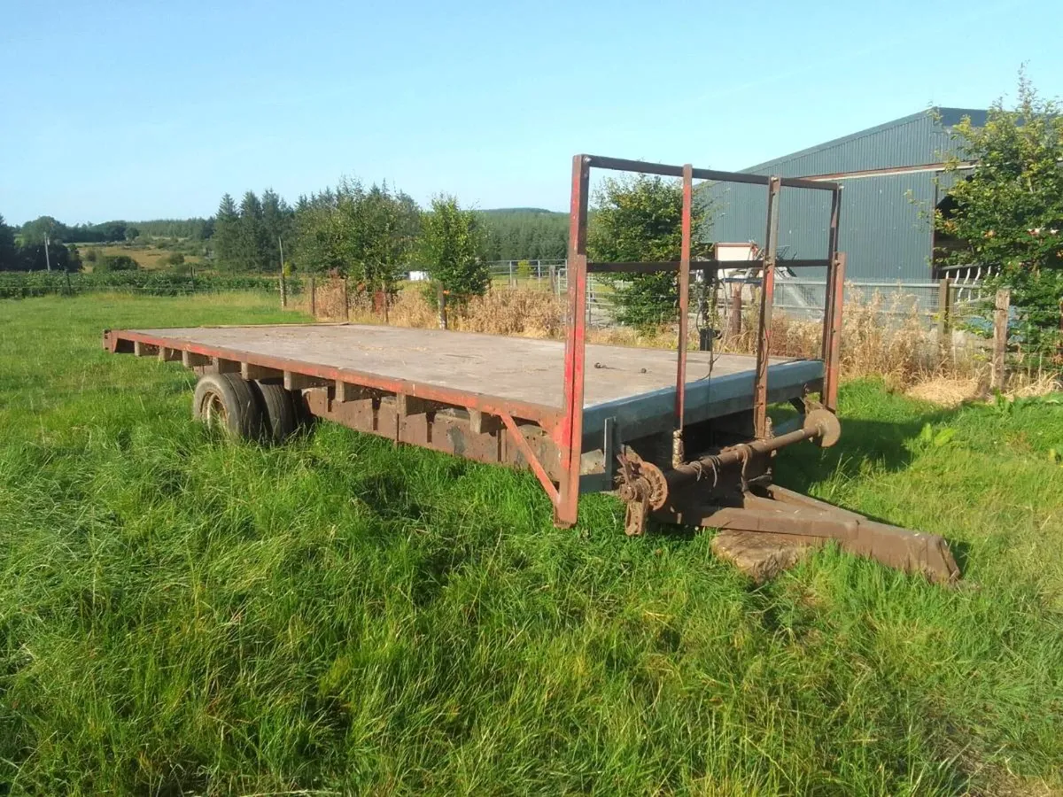 Bale trailer - Image 3