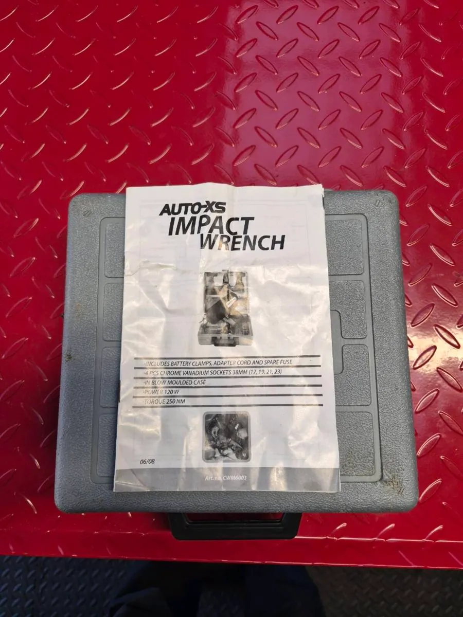 12 volt Impact Wrench - Image 1