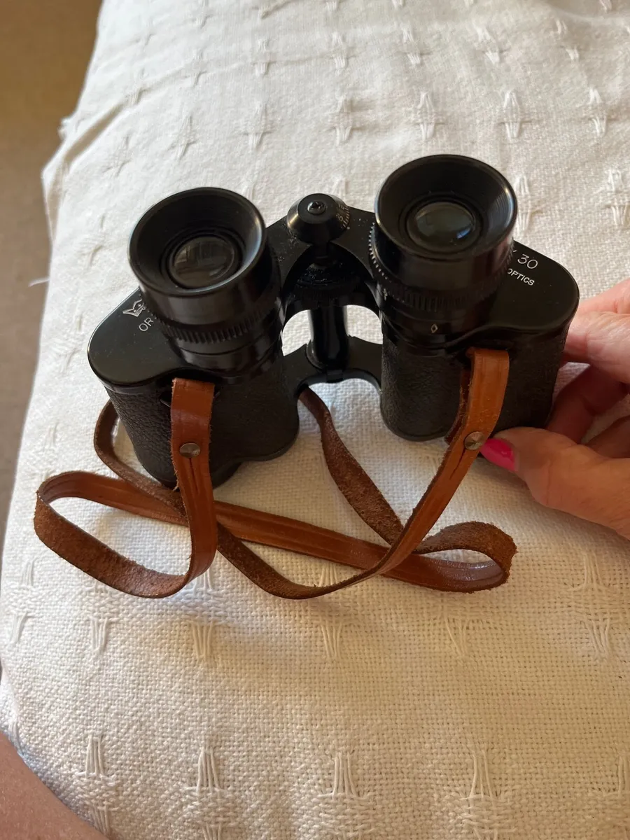 Vintage binoculars - Image 3