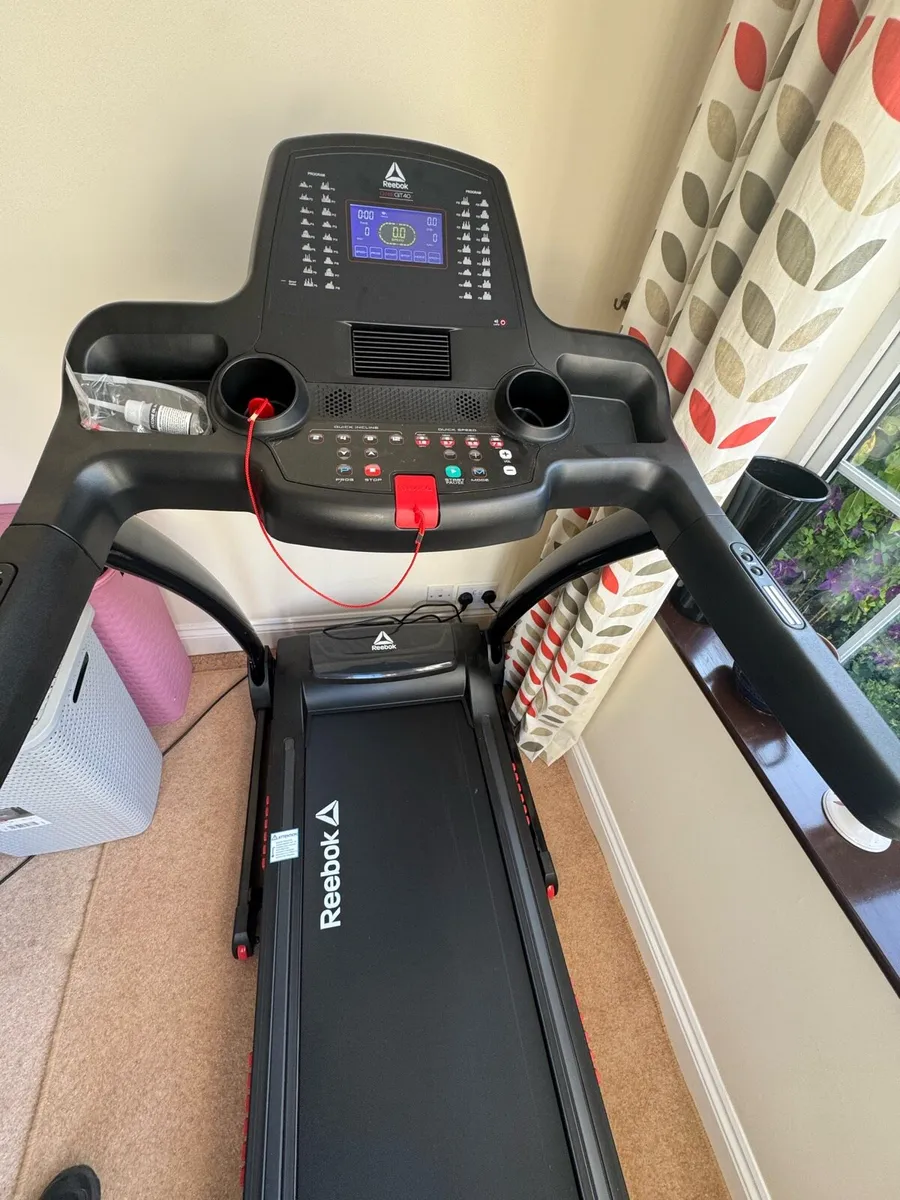Treadmill - Image 1