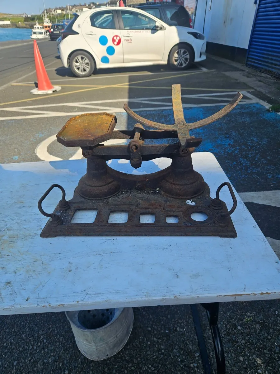 Vintage Weighing Scales - Image 1