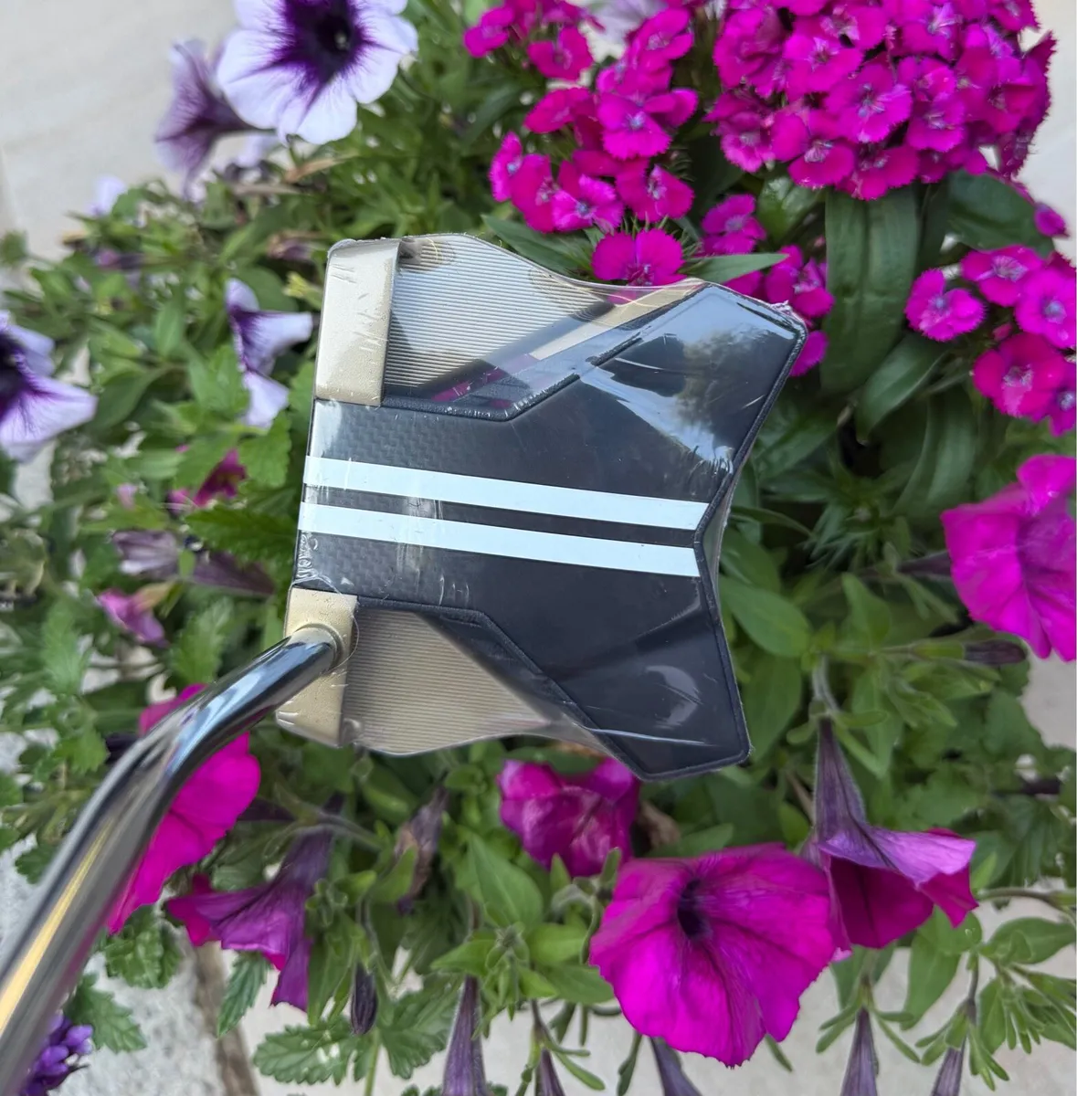 Cobra 3DP Agera Putter RH 34” - Image 1