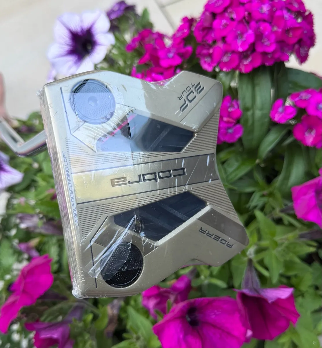 Cobra 3DP Agera Putter RH 34” - Image 3