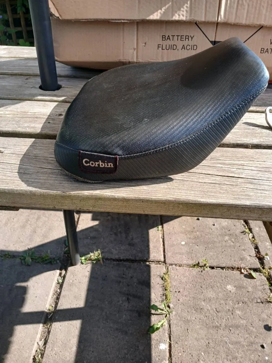 Honda VTR 1000 SP1 or SP2 Parts / Extras - Image 2