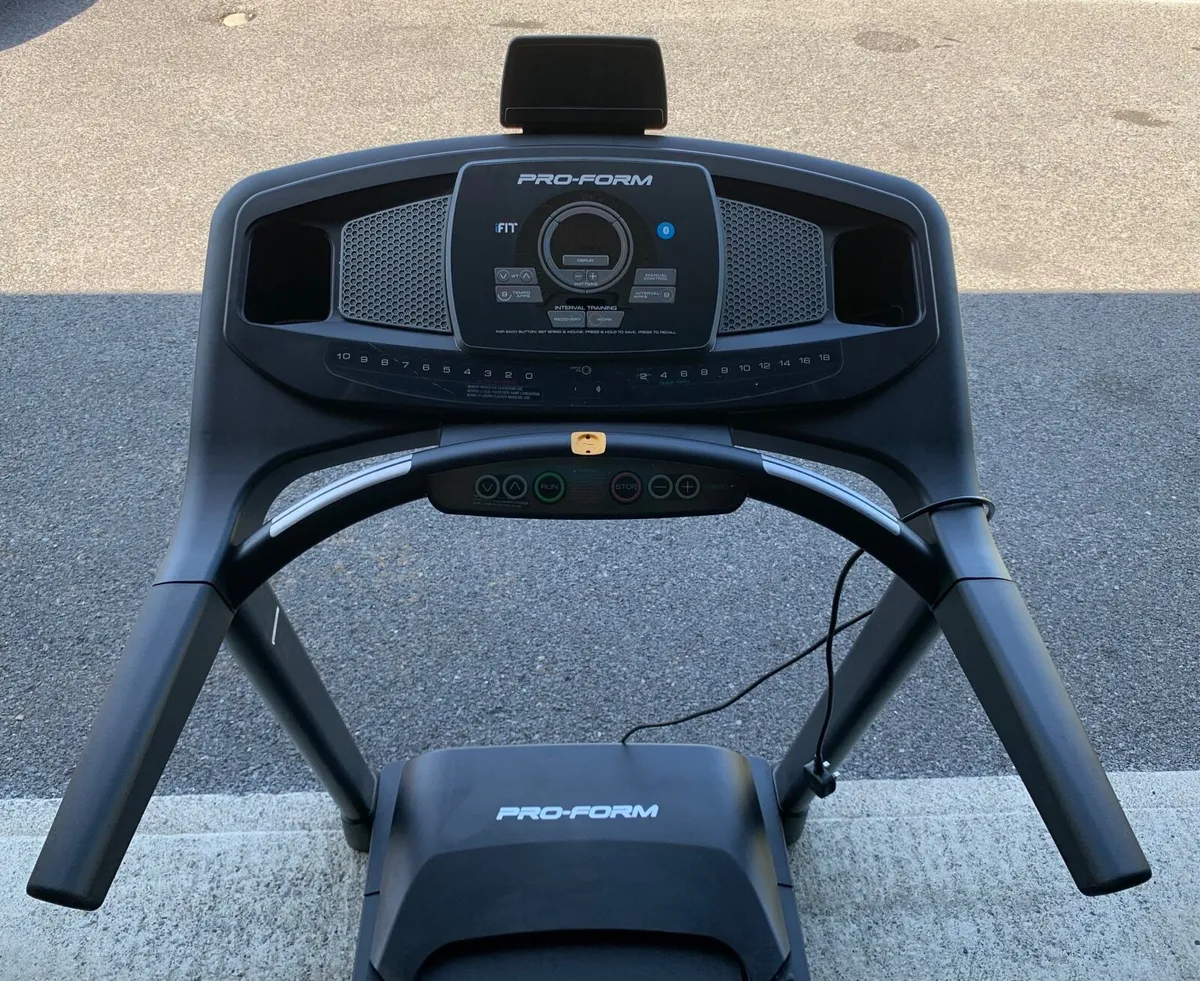 Treadmill - Image 2