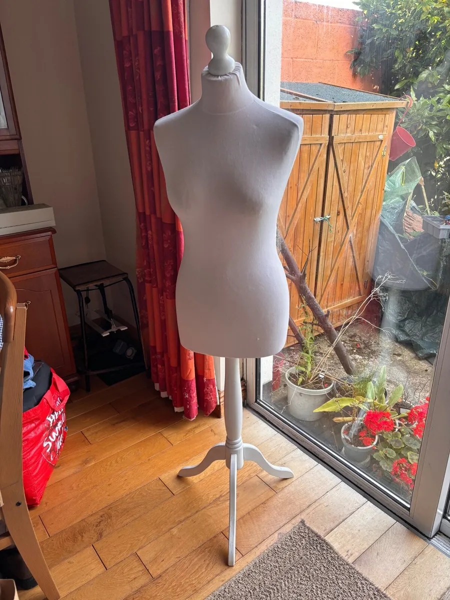 Dress form - Image 1