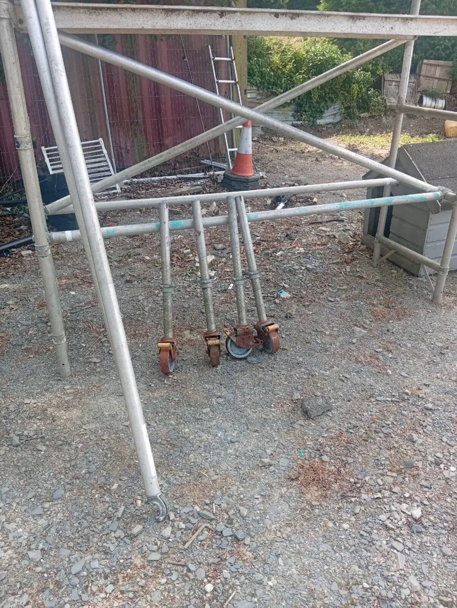 Aluminium scaffold - Image 2