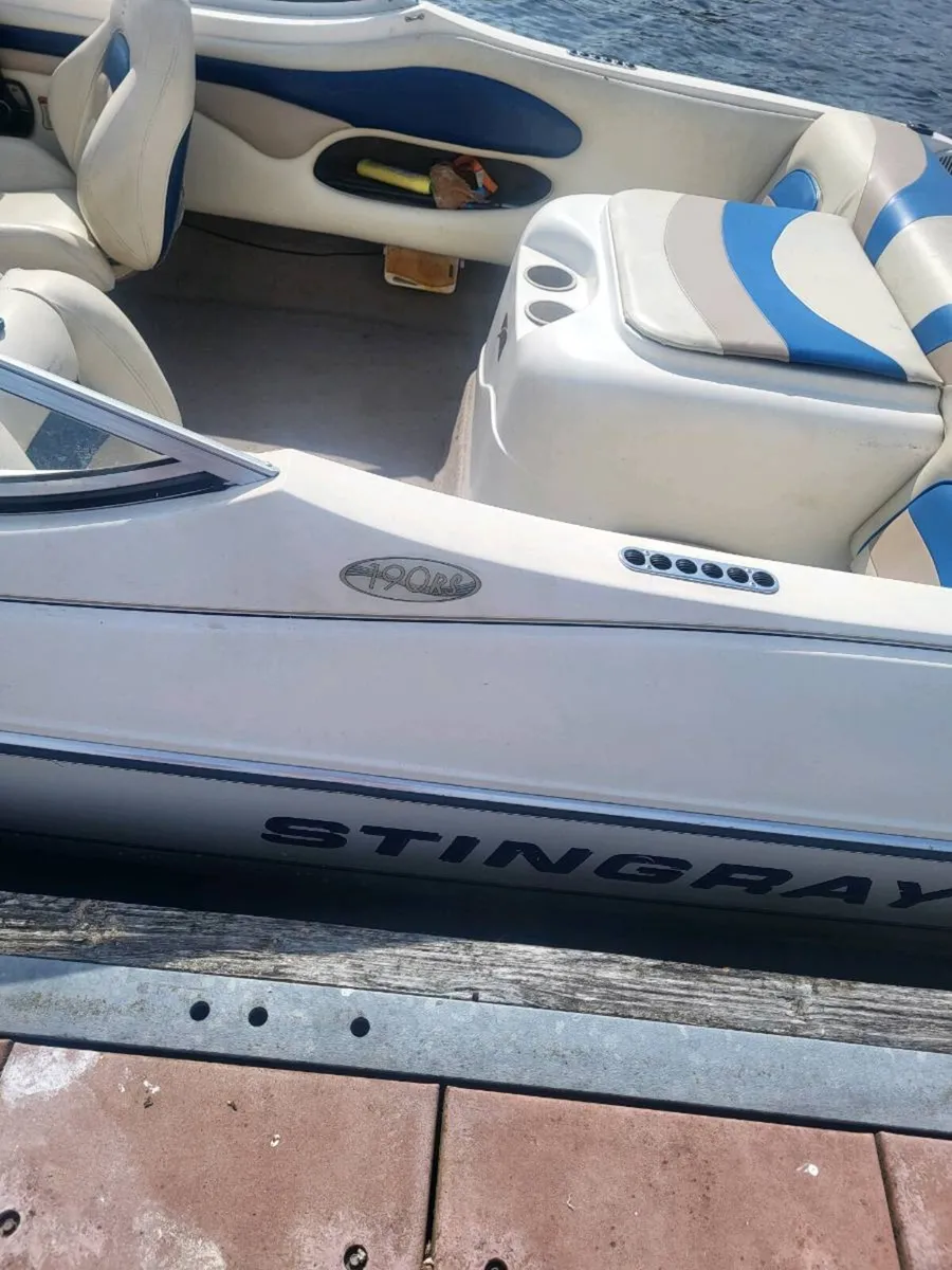 Stringray speedboat - Image 2