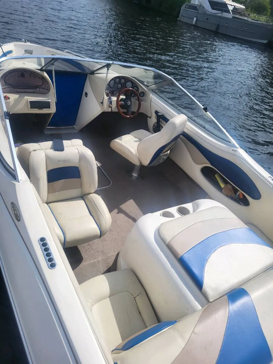 Stringray speedboat - Image 3