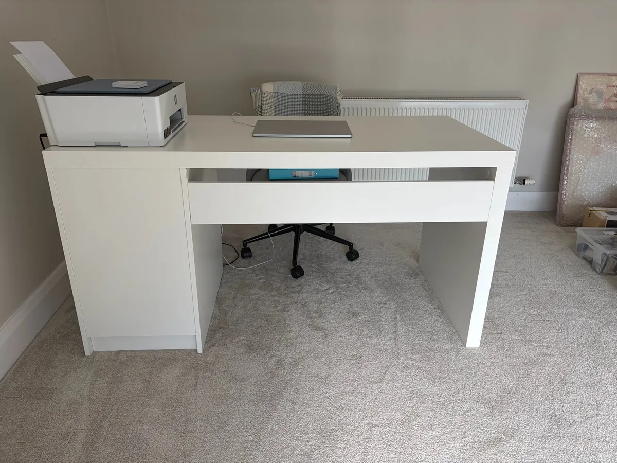 Desk - Image 1