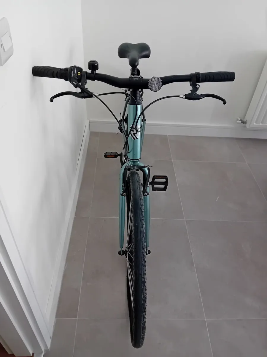 Used Women's hybrid bike - Ridgeback Comet 21" - Image 3