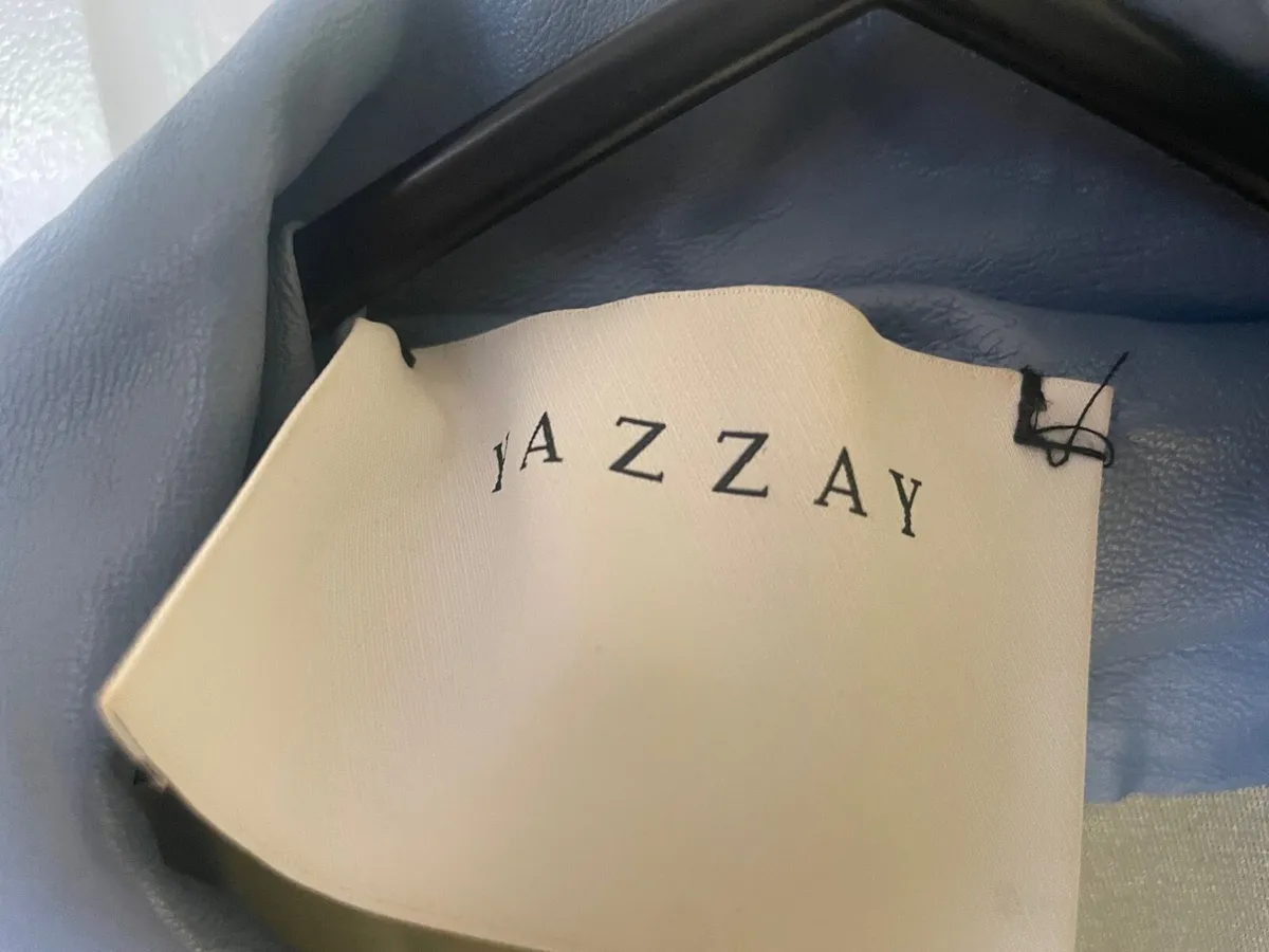 Ladies clothes - Image 2