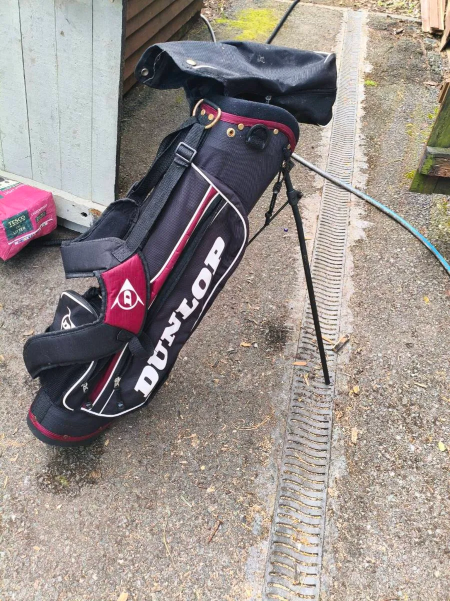 Like new golf bag 40euro - Image 2