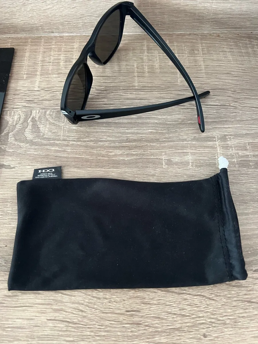 MENS OAKLEY GLASSES - Image 2