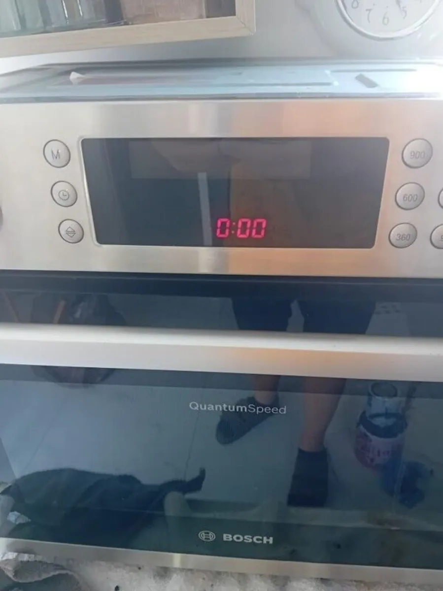 Integrated Bosch microwave - Image 1