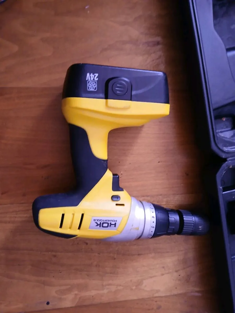 power drill - Image 1