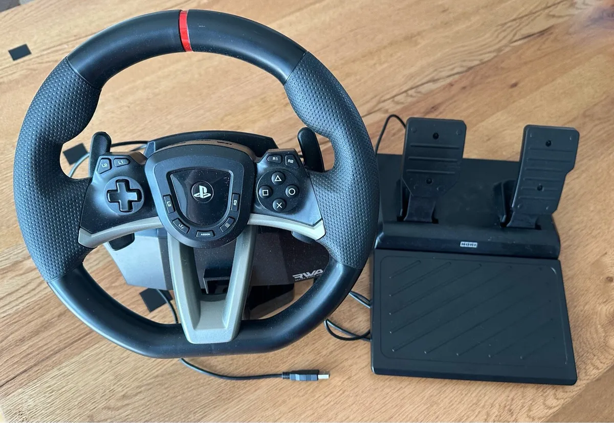 PlayStation Steering Wheel & Pedals