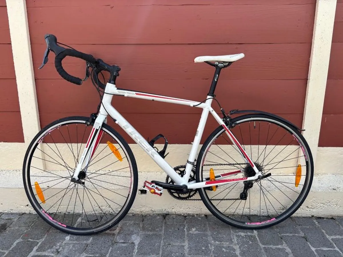 2015 Trek One Series 1.1 Road Bike 54cm Fully Serviced Ready to Ride - Image 1