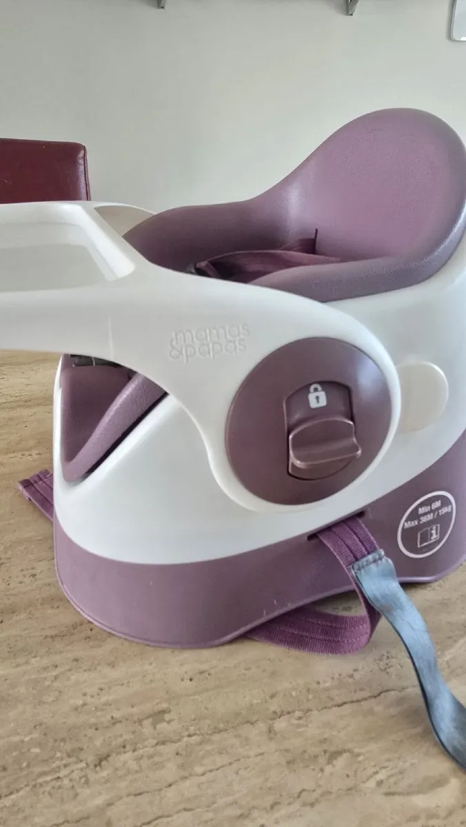 High chair - Image 1