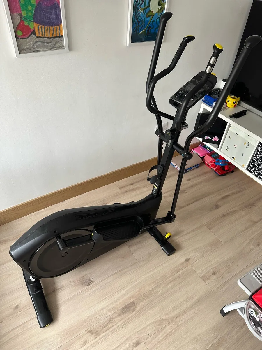 Domyos EL 540 Cross Trainer – Excellent Condition - Image 2