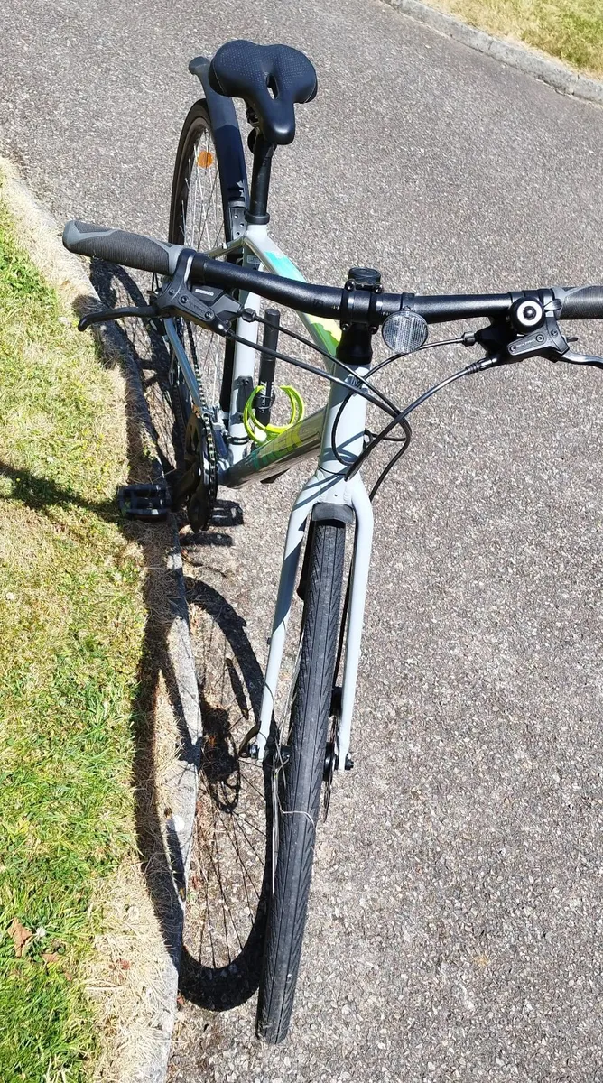 Mens Trek FX2 Hyprid - Image 2