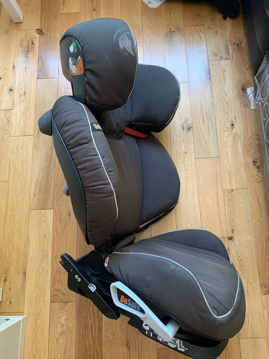 Child Car Seat - Image 2