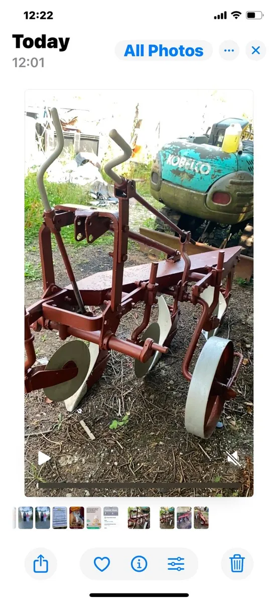David Brown 3 Furrow plough vintage - Image 1