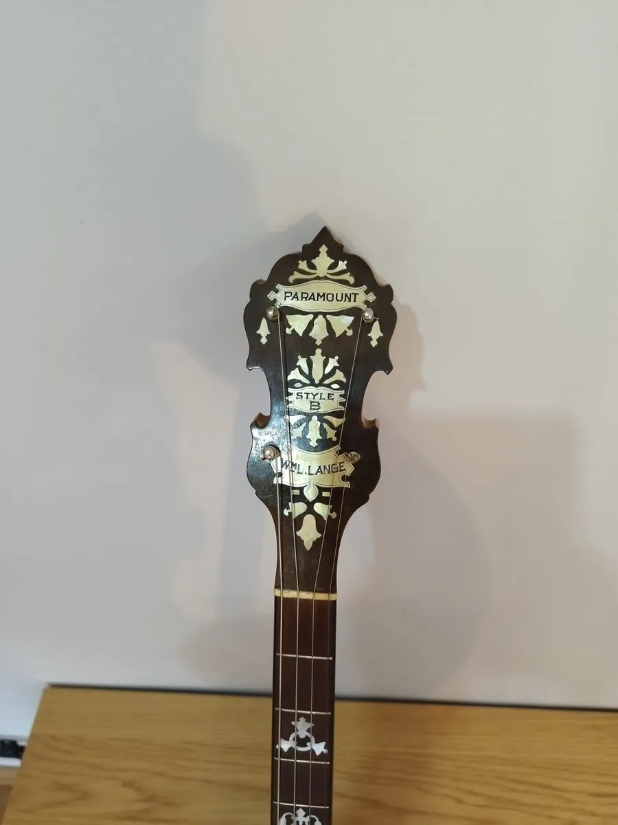 Paramount style B tenor banjo (1924) - Image 3
