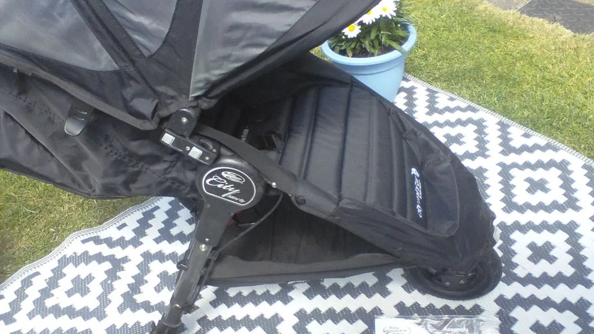 Baby Jogger City Mini GT WITH ACCESSORIES - Image 1