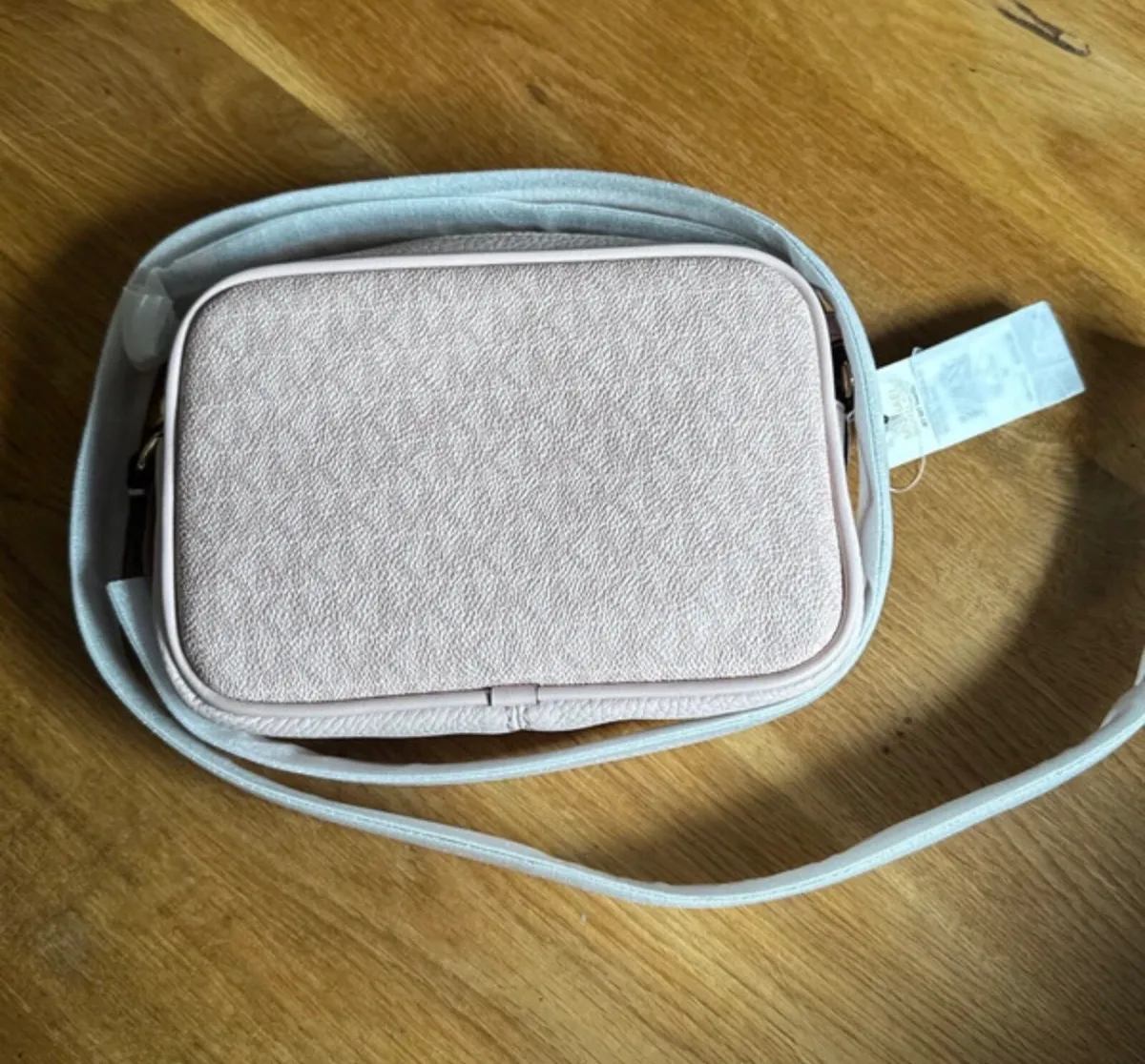 Michael kors small cross body bag - Image 2