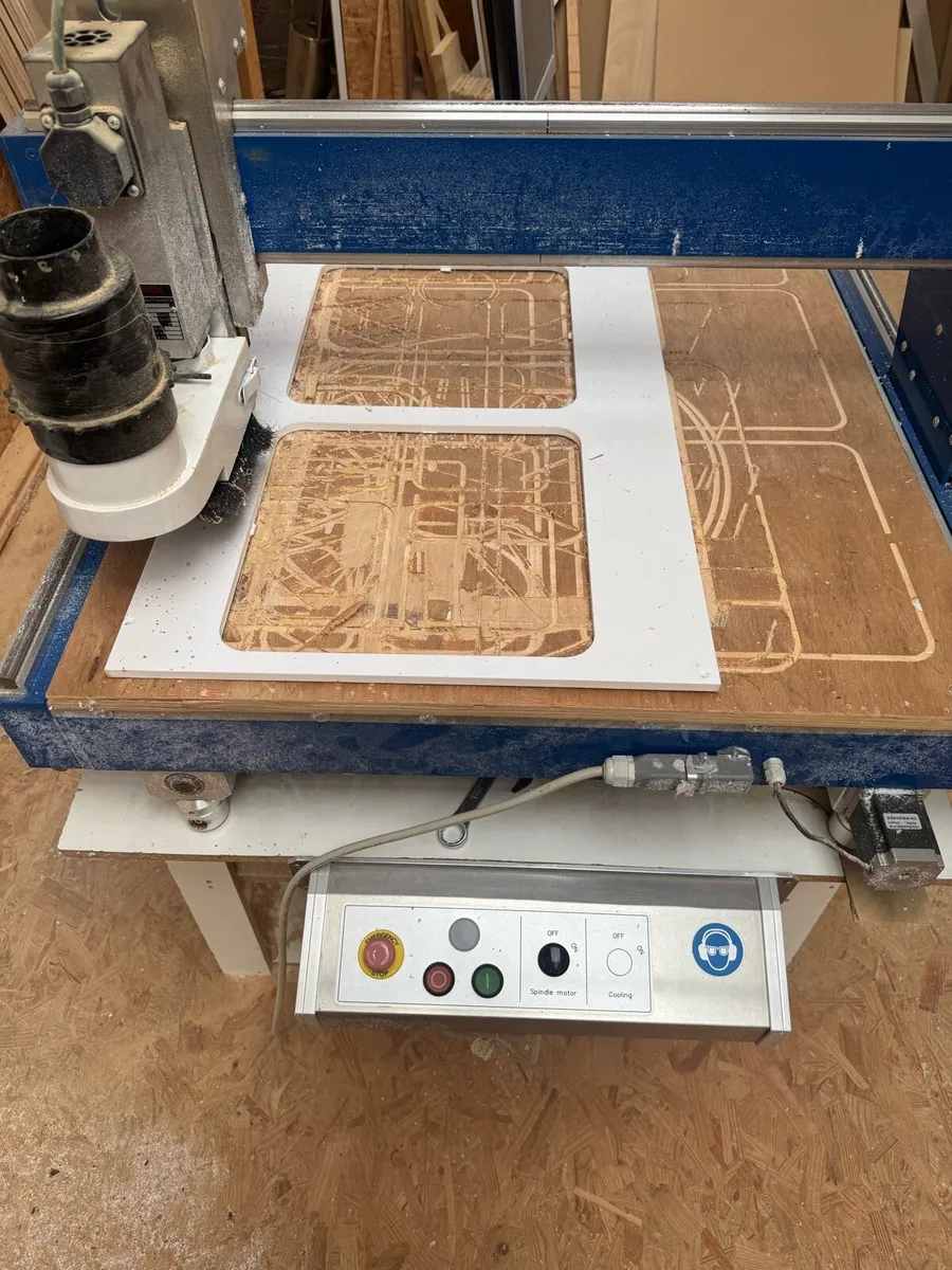 CNC Table Router - Image 3