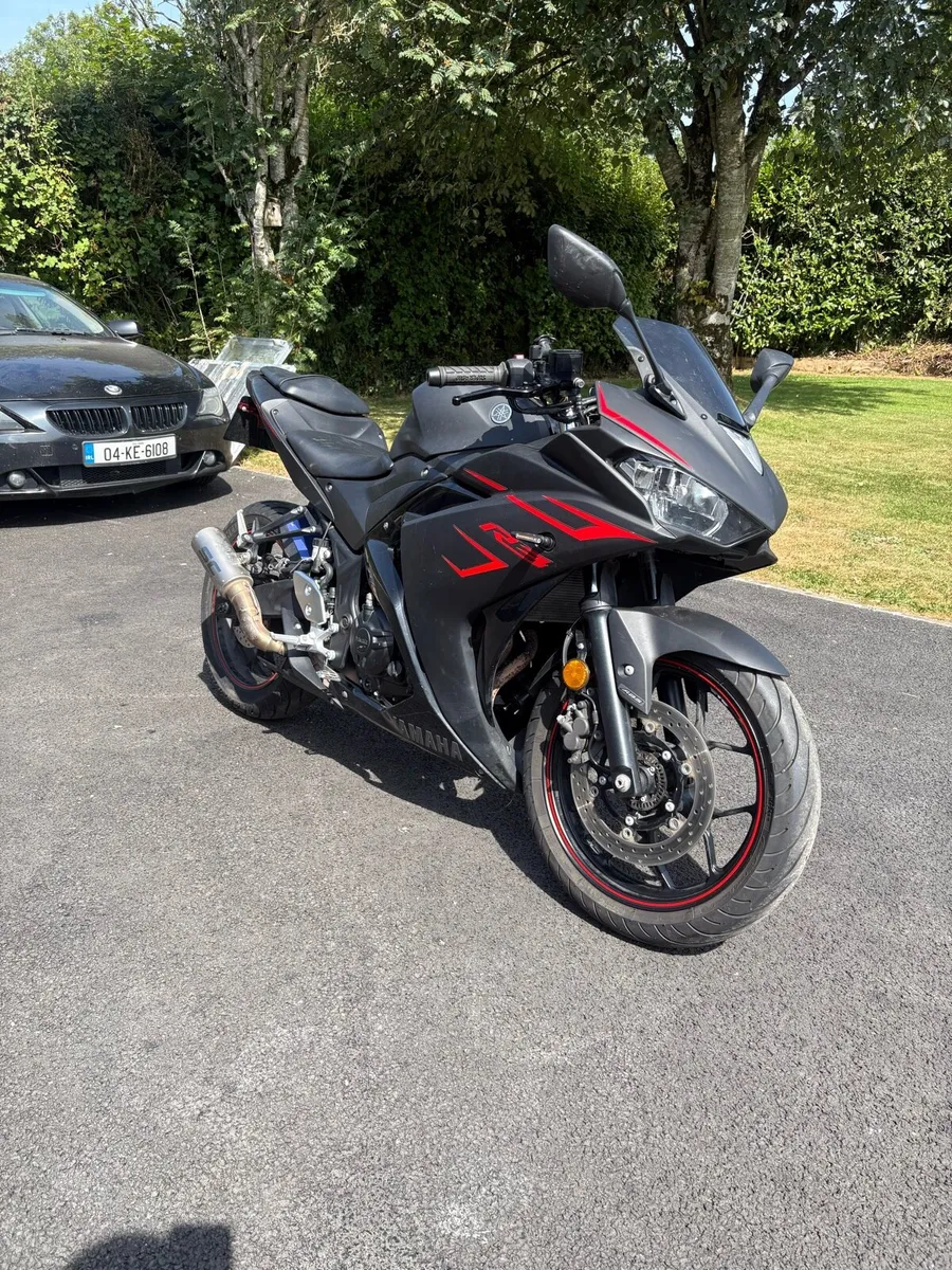 2019 yamaha r3 - Image 1