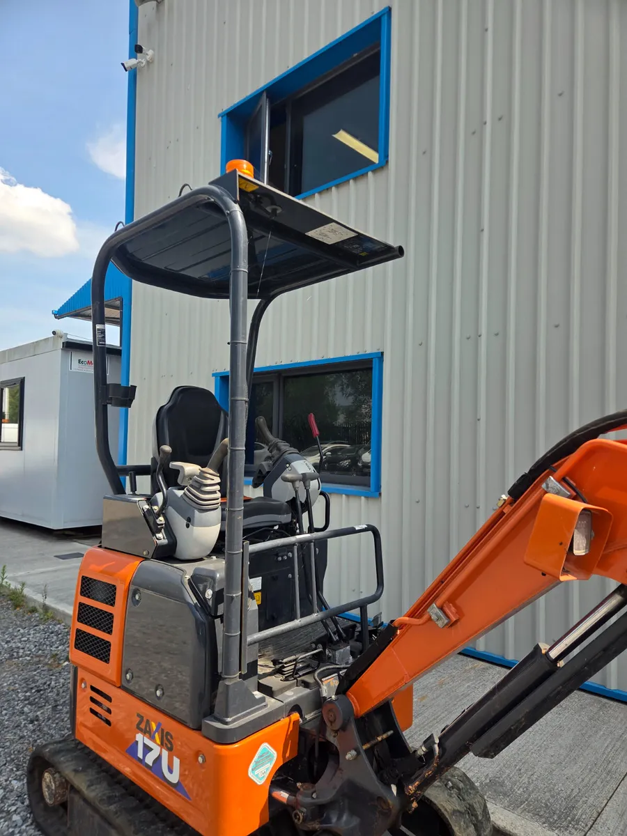 2022 Hitachi 17U - Image 3