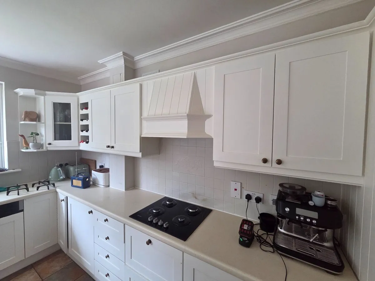 Kitchen Unit - Image 1